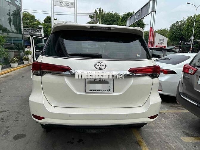 Toyota Fortuner 2.7AT 4X2 2022 Xe hãng bán