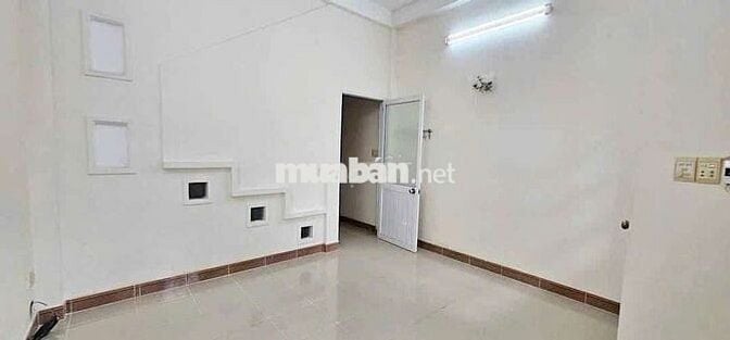 Nhà 1 Trệt 2 Lầu 5PN 5x15m Hẻm 861 Trần Xuân Soạn - Tân Hưng