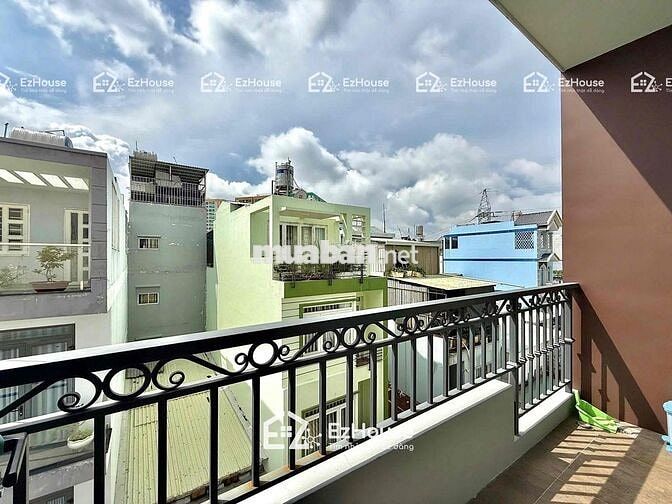 CĂN HỘ FULL NỘI THẤT - BAN CÔNG NẰM GIỮA VHU & HUIT