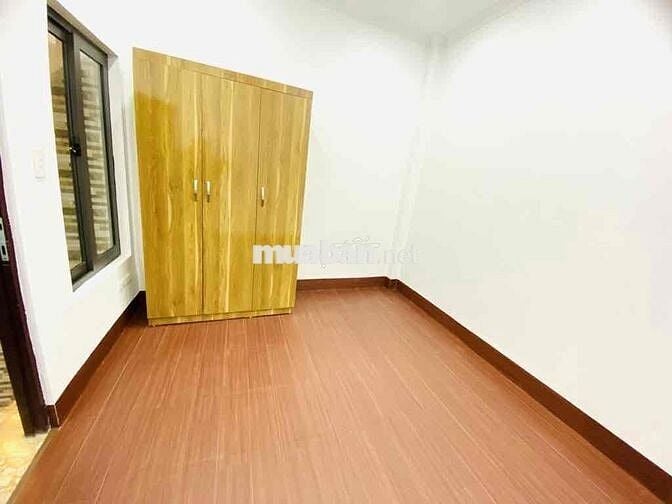 Bán Nhà Đẹp chỉ 3.75 tỷ 40m2 - 3 tầng - Bùi Xương Trạch