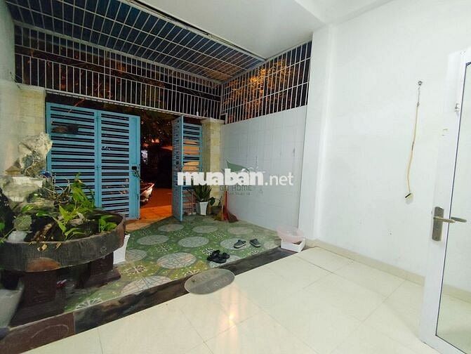 CHO THUÊ NHÀ NGUYÊN CĂN 3 TÀNG 3 PHÒNG NGỦ Ở HÀ QUANG 2