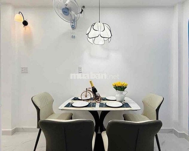 Bán nhà Đường Số 7, 24m2, 2 Tầng, 2PN, kế bên Citylands ,nhà mặt tiền