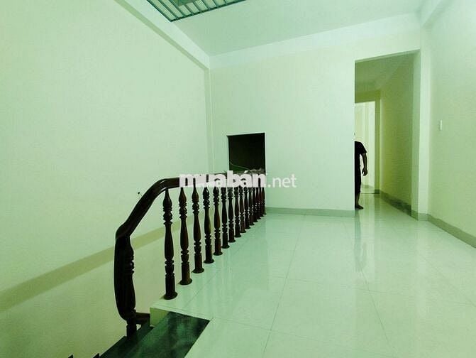 CHO THUÊ NHÀ NGUYÊN CĂN 3 TÀNG 3 PHÒNG NGỦ Ở HÀ QUANG 2