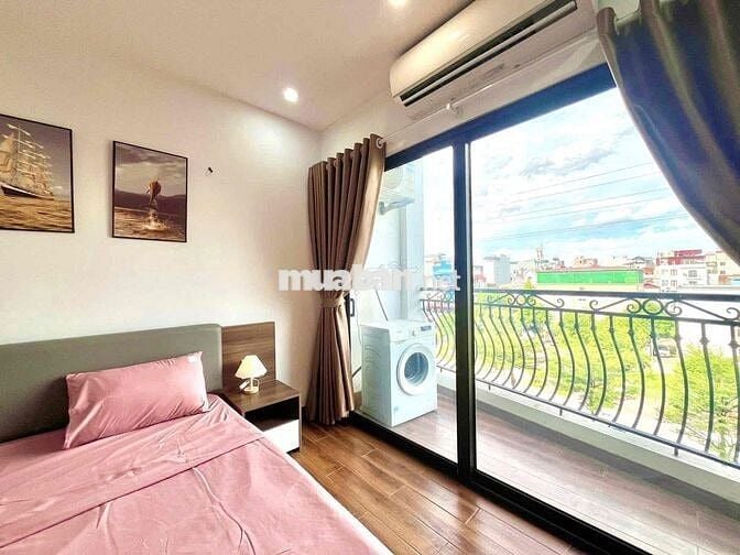 Phòng FULL NT 40m2 Ban Công Cửa Sổ lớn tại Đào Duy Anh gần sân bay