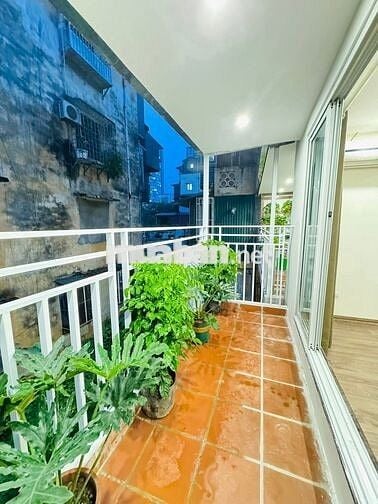 BÁN CĂN HỘ TẦNG 3 TẬP THỂ THÀNH CÔNG  - 100M - ĐỐNG ĐA