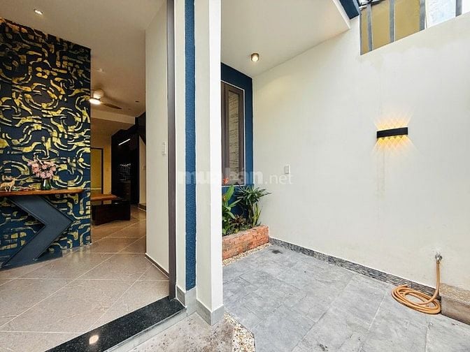 Kẹt tiền Gấp bán nha Mới đẹp 3PN hẻm xe hơi 488/Pham Văn Chiêu giá mềm