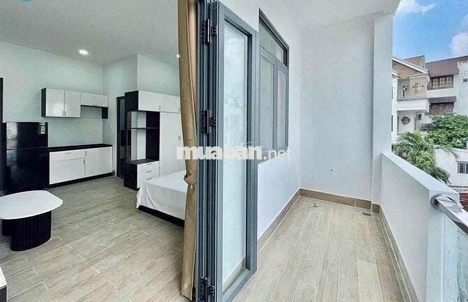 Căn hộ studio ban công full nội thất