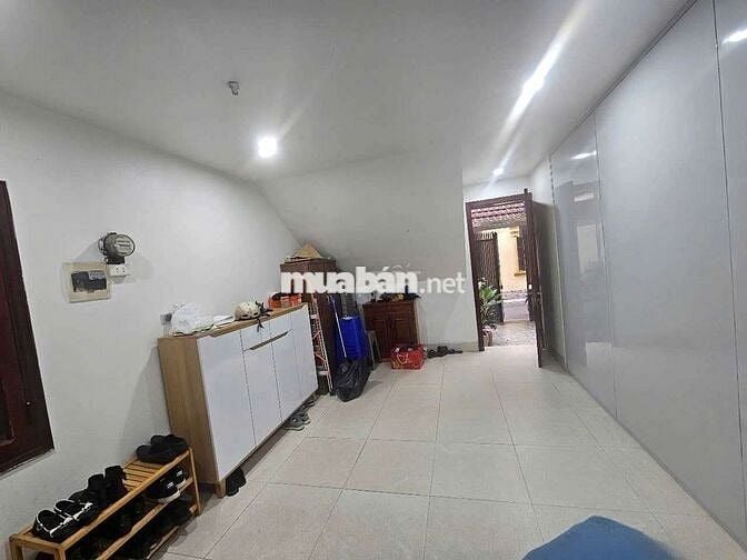 CHO THUÊ MẶT BẰNG KINH DOANH BUÔN BÁN PHỐ NGUYỄN SƠN, LONG BIÊN