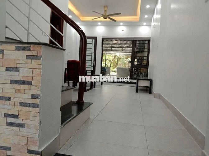 CHO THUÊ NHÀ 66 NGỌC THUỴ, LONG BIÊN Ở + VĂN PHÒNG - ĐẸP THOÁNG SÁNG