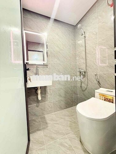 Siêu ngon . Căn tt Đại La 2 ngủ lô góc tầng 1 ngay cạnh Bách-Kinh-Xây
