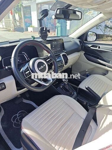 Kia Sonet Premium 2024 - odo 13.000km