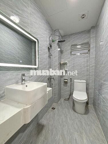 NHÀ ĐẸP KHƯƠNG HẠ - XE CON NGỦ TRONG NHÀ - FULL NỘI THẤT - Ở NGAY !