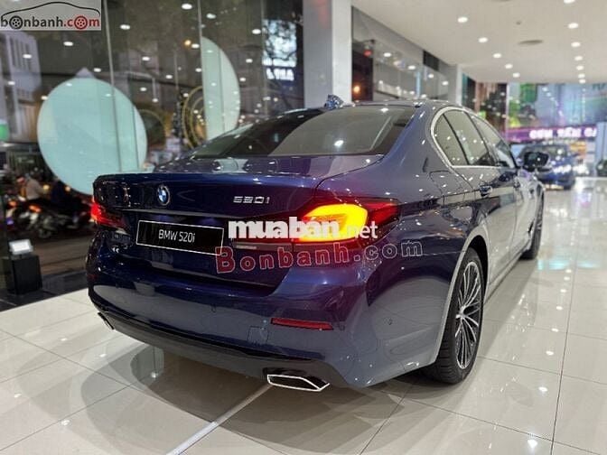 BMW 520i