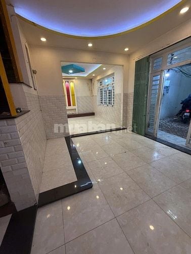 BÁN NHÀ 157/13AB ĐƯỜNG NGUYỄN GIA TRÍ, Q. BÌNH THẠNH 