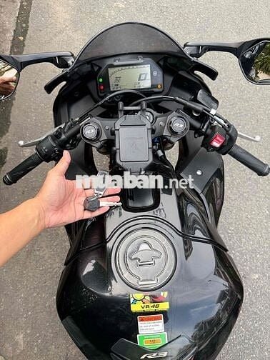 Yamaha R3 2023 , odo 8k 1 chủ zin keng