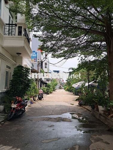 BÁN ĐẤT THẠNH XUÂN FULL THỔ CƯ - 110M2 HẺM XE HƠI ĐỔ CỬ - KHU CAO TẦNG