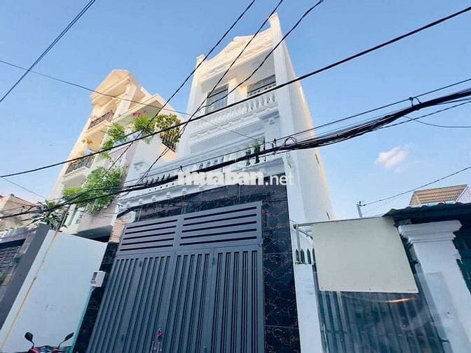 Bán nhà Hiệp Thành 45, dt 4x14 3 lầu, hẻm xe hơi thông.