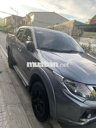 Mitsubishi Triton 2016 4x2 AT - 130000 km