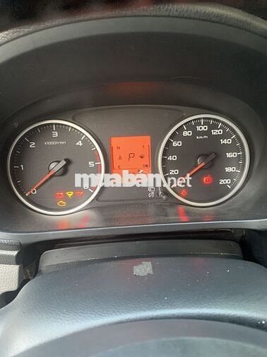 Mitsubishi Triton 2016 4x2 AT - 130000 km