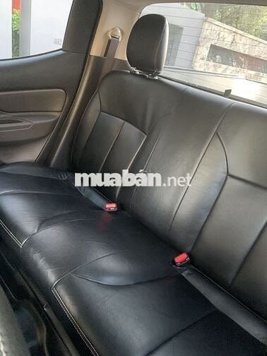 Mitsubishi Triton 2016 4x2 AT - 130000 km
