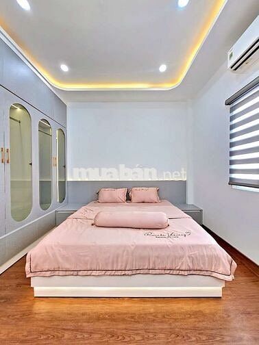 BÁN NHÀ ĐƯỜNG HUỲNH TẤN PHÁT, QUẬN 7, FULL NỘI THẤT - VÀO Ở NGAY