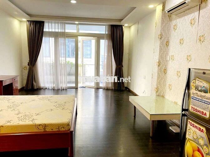 Phòng ~27m2, full nội thất, HXH 382 Lê Hồng Phong P1 Q10