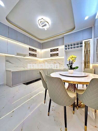 BÁN NHÀ ĐƯỜNG HUỲNH TẤN PHÁT, QUẬN 7, FULL NỘI THẤT - VÀO Ở NGAY