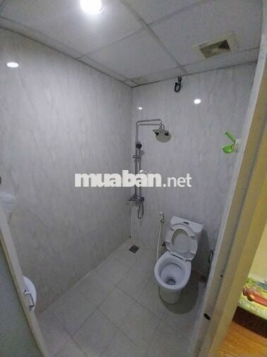 Cho thuê 1 phòng trống trong căn hộ