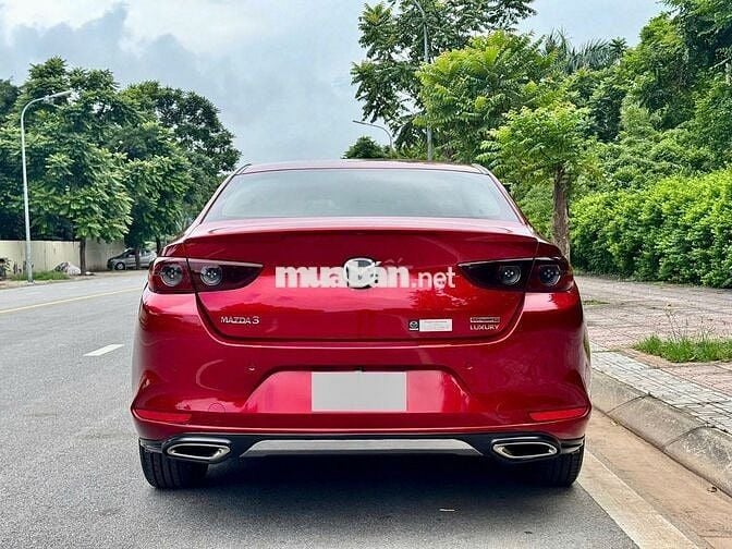 Mazda3 sx 2023 luxury Odo 2.7v km Giá bán 580tr