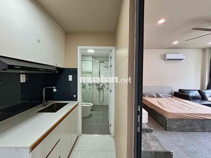 Căn Hộ Dịch Vụ 1PN – Gần Sân Bay , Nội Thất Nhập Khẩu, Ban Công