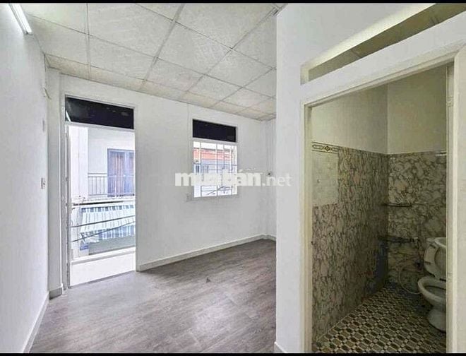 Nhà Mới Đẹp 4x10m 1Lầu (2PN 2WC) Hẻm 5m. Lê Văn Quới. Bình Tân