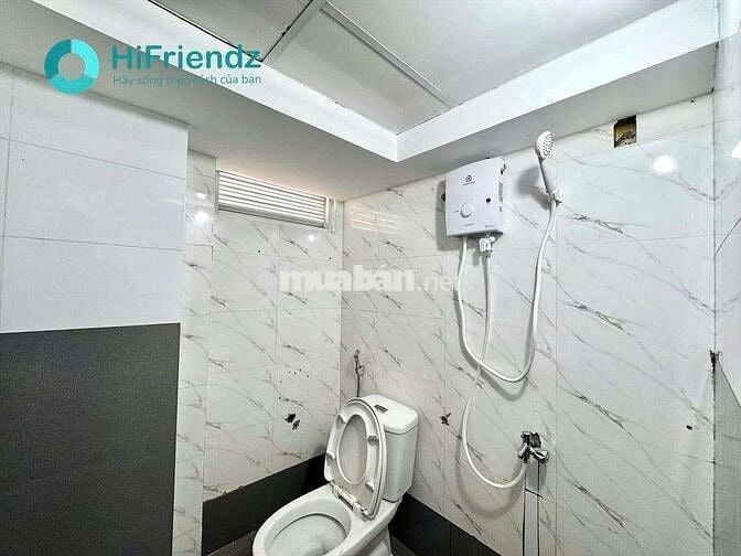 PHÒNG MỚI KENG STUDIO CỬA SỔ NGAY MẶT TIỀN ĐƯỜNG TRẦN PHÚ TRUNG TÂM Q5