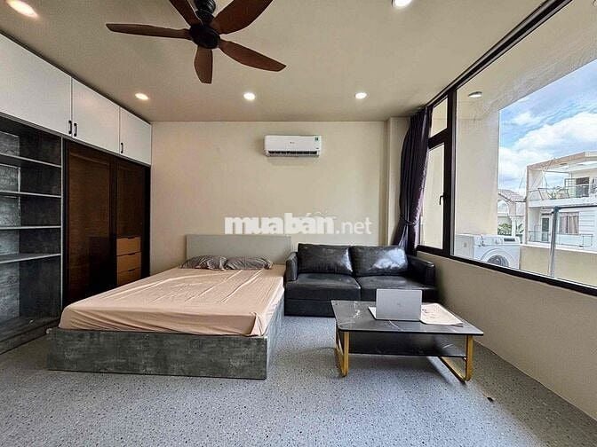 Căn Hộ Dịch Vụ 1PN – Gần Sân Bay , Nội Thất Nhập Khẩu, Ban Công
