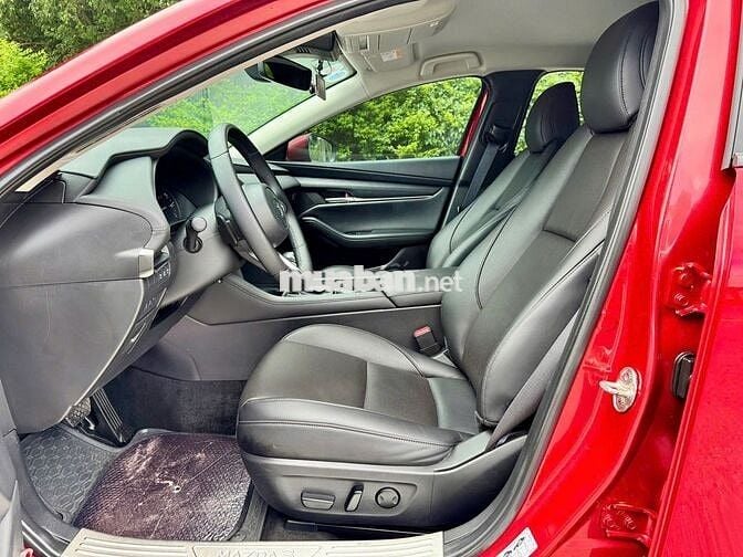 Mazda3 sx 2023 luxury Odo 2.7v km Giá bán 580tr