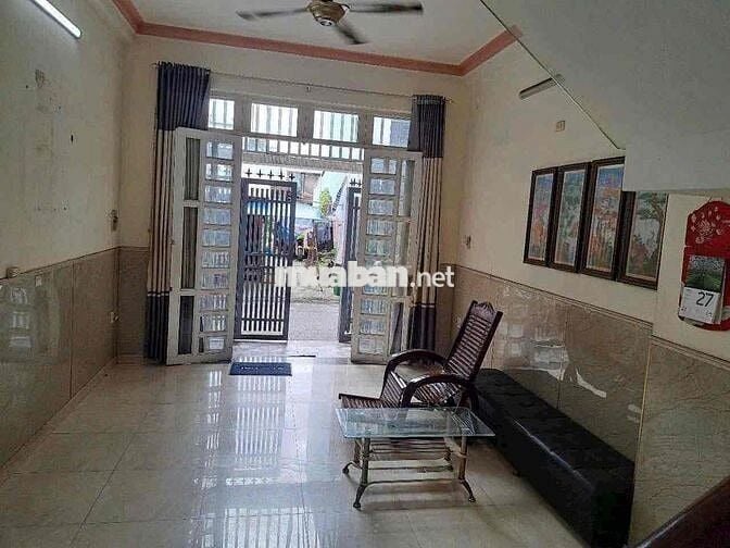 Cho Thuê Nhà Cách Chợ Tam Hà 500m,p.Linh Đông 3 tầng hẻm xe hơi 12tr