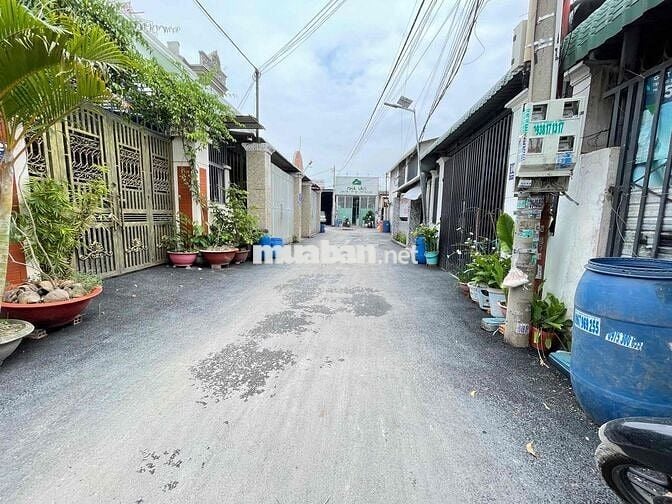Đất làm kho gần ngã ba Cây Điệp, 243m ngang 6,5m đường ô tô 2848 Dĩ An
