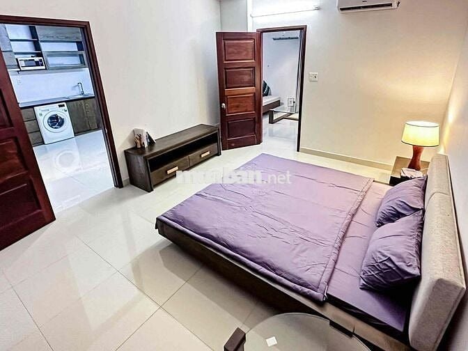 CHDV 1 PHÒNG NGỦ PHÒNG KHÁCH CỬA SỔ TRỜI NGAY CẦU CÔNG LÝ PHÚ NHUẬN.
