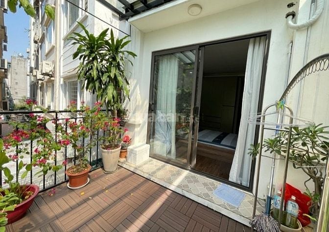 NHÀ DÂN XÂY - TRUNG TÂM BỒ ĐỀ - 3 BƯỚC RA HỒ - 58M2- Ở SƯỚNG. 10 TỶ