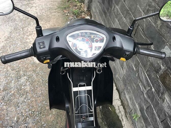Bán SYM Elegant  50cc học sinh xe đẹp zin biển TP.