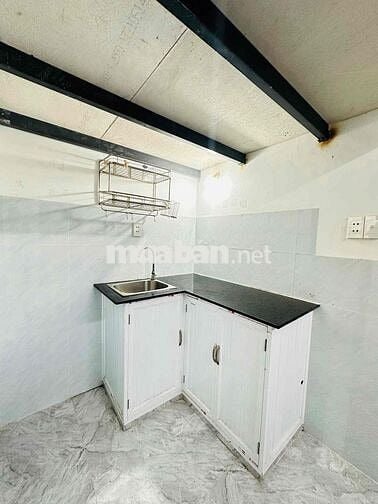 PHÒNG DUPLEX CÓ MÁY LẠNH, CỬA SỔ TRỜI- 20m2- GẦN ĐẠI HỌC GIA ĐỊNH