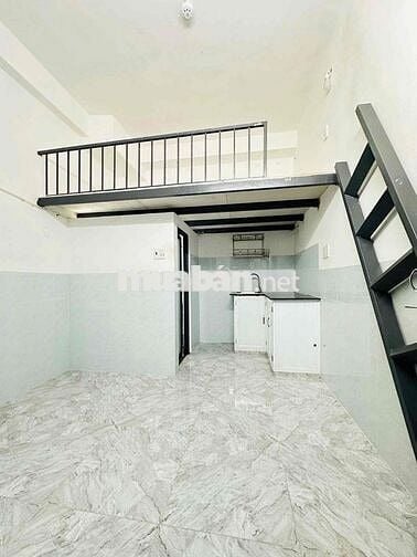 PHÒNG DUPLEX CÓ MÁY LẠNH, CỬA SỔ TRỜI- 20m2- GẦN ĐẠI HỌC GIA ĐỊNH