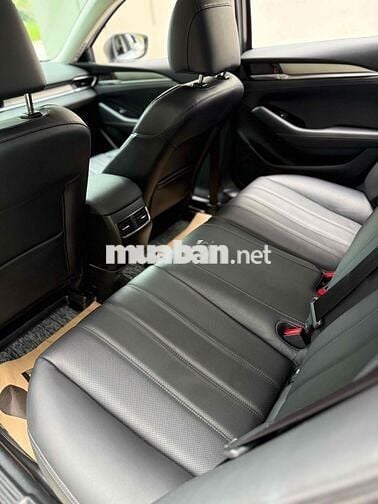 Mazda 6 2024 Premium 2.0 AT - 9999 km