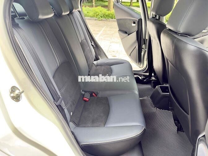 Mazda 2 1.5 AT Luxury  2020