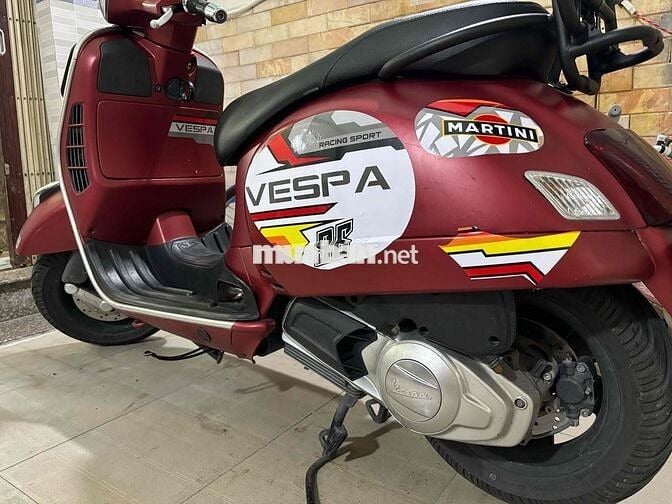 vespa gts ie nhập ý