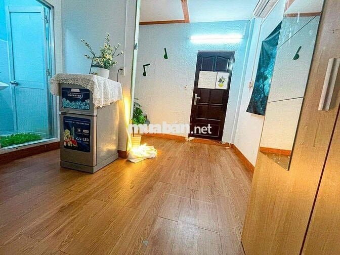 Căn Hộ 1Pn Tách Bếp , Có BANCOONG CỬA SỔ TRỜI, GẦn Hutech , Văn Lang