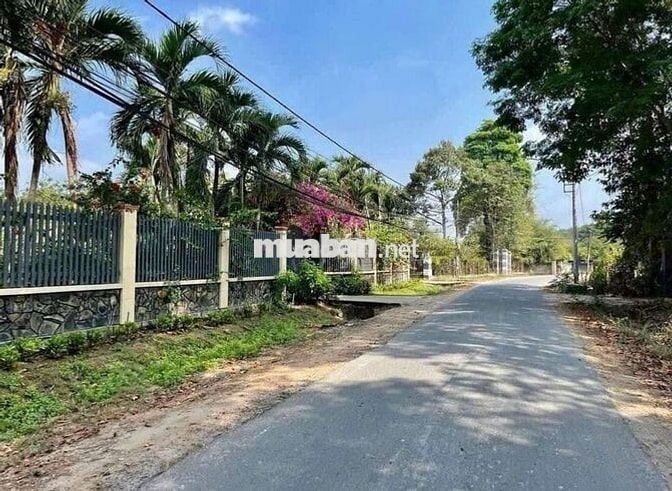do đã có tuổi  chủ muốn bán gấp căn nhà nghĩ dưỡng tuổi già