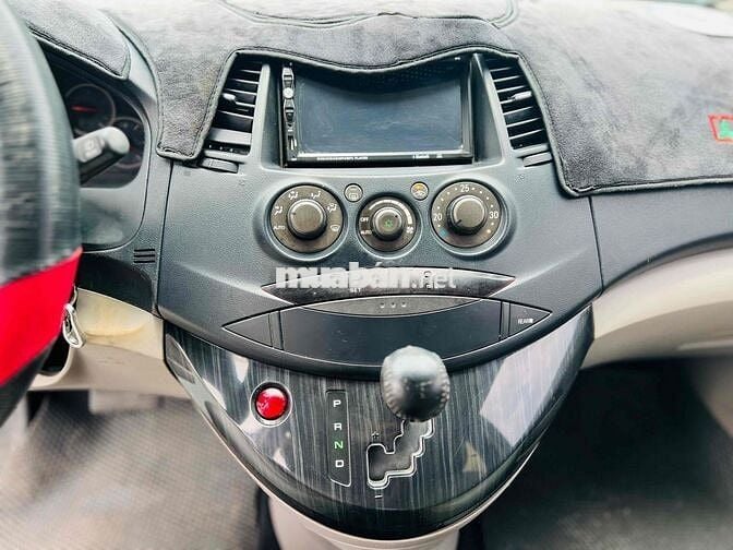Mitsubishi Grandis 2005 2.4 AT - 165000 km