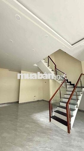 GIÁP TÂN PHÚ🧧 🎋 DT: 55M2 ( 5,5 x 10 ) - 4 TẦNG - 4PN - HẺM XE TẢI -