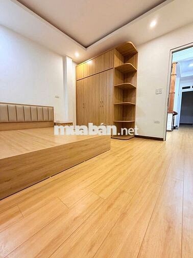 Ngọc Thụy - Nguyên Căn Mới  - 50m2 * 4 Tầng - Đủ Đồ - 11Tr