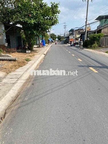 Đất giá ngộp cần bán gấp , Đ.Đoàn Nguyễn Tuấn ,Tân Túc,BChánh Full thổ